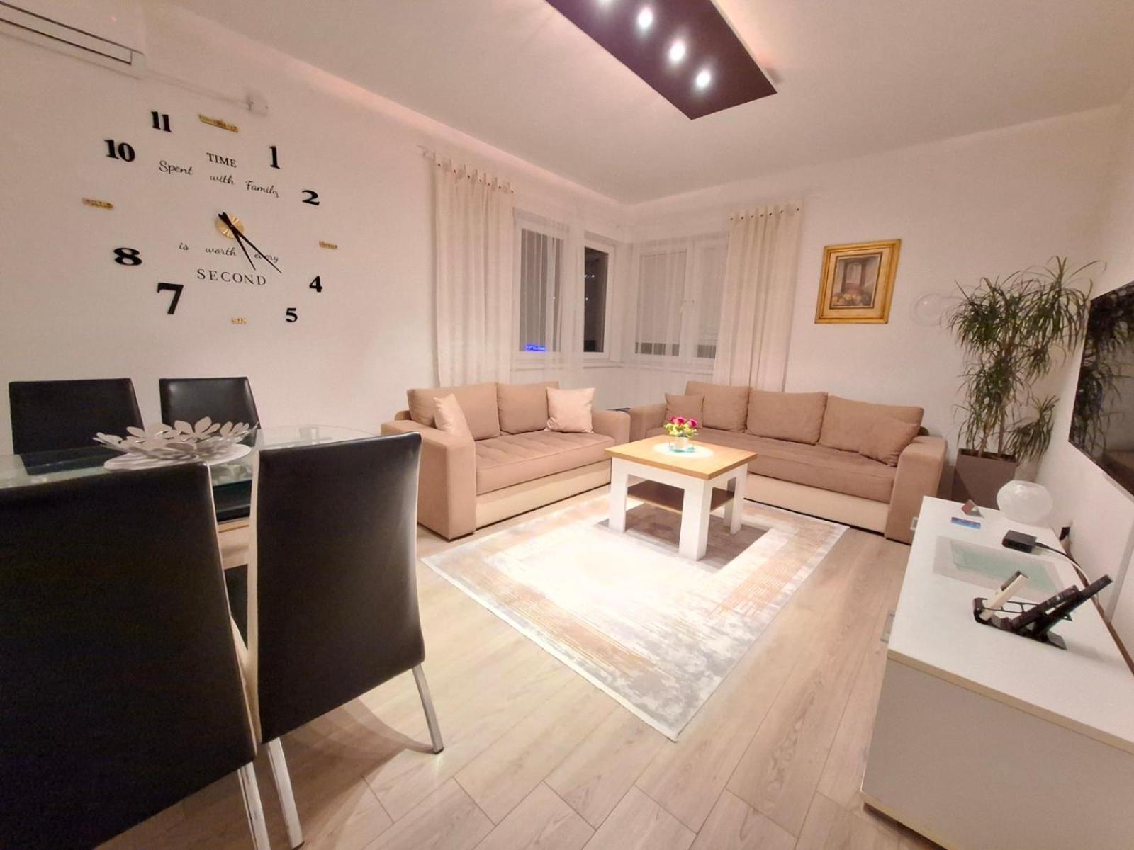 Address Apartment Сараево Екстериор снимка